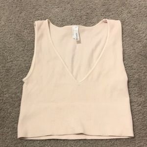 nikibki V neck pink croped tank top